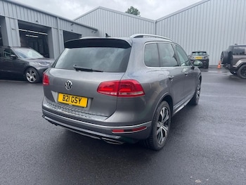 Used Volkswagen Touareg 2016 for sale - 79518714: Photo