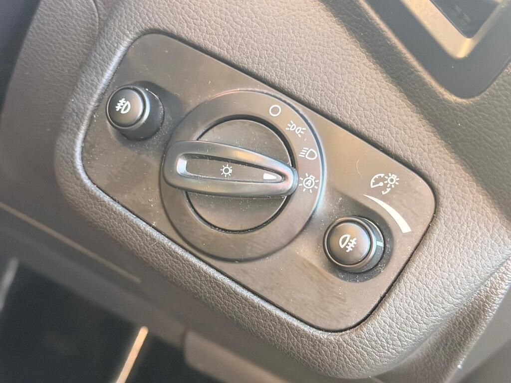 Used Ford C-Max 2017 for sale - 76820273: Photo 22