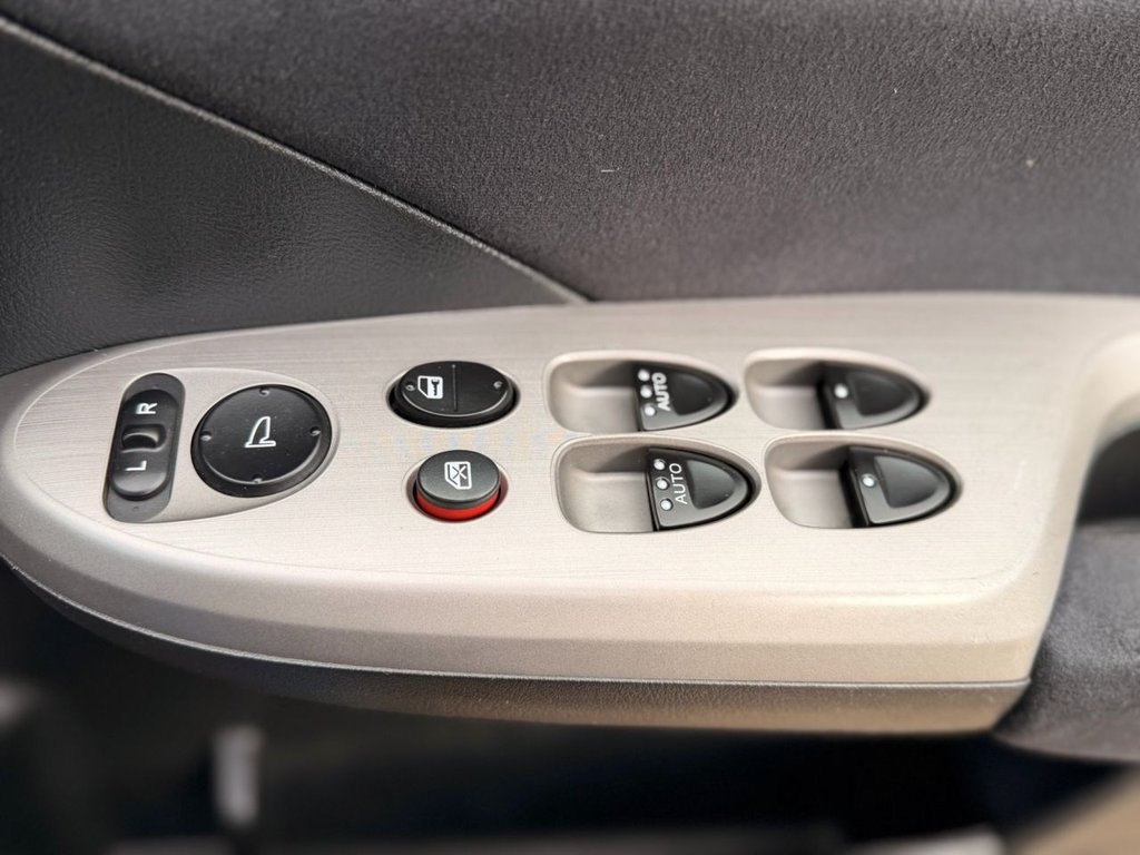 Used Honda Civic 2008 for sale - 77571993: Photo 28