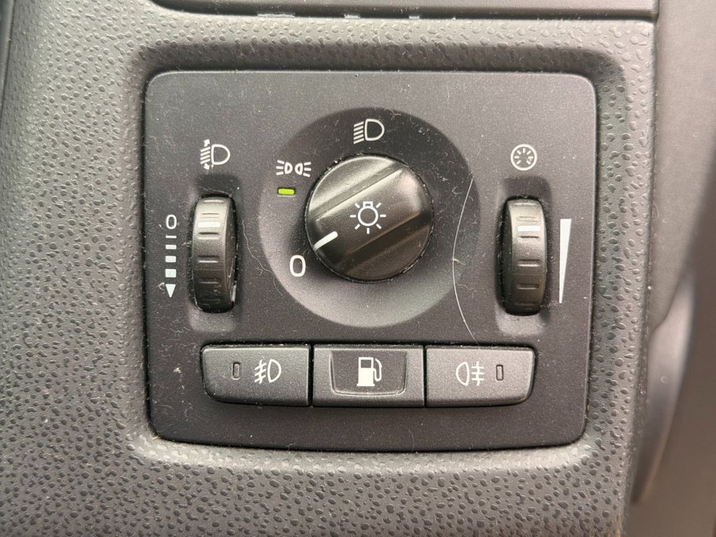 Used Volvo C30 2010 for sale - 77806289: Photo 21