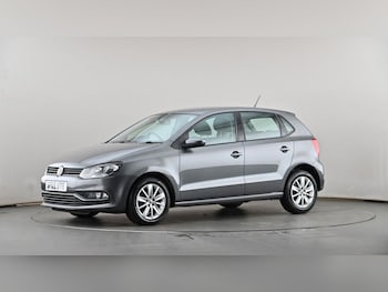 Used Volkswagen Polo 2015 for sale - 77780658: Photo