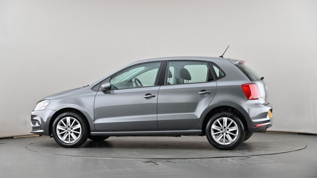 Used Volkswagen Polo 2015 for sale - 77780658: Photo 4