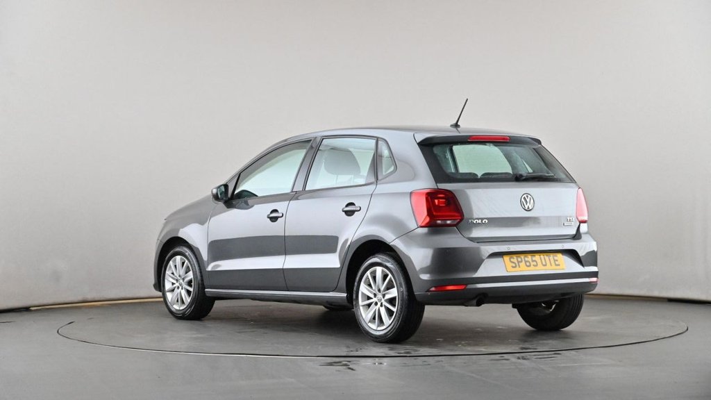 Used Volkswagen Polo 2015 for sale - 77780658: Photo 5