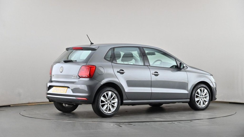 Used Volkswagen Polo 2015 for sale - 77780658: Photo 7