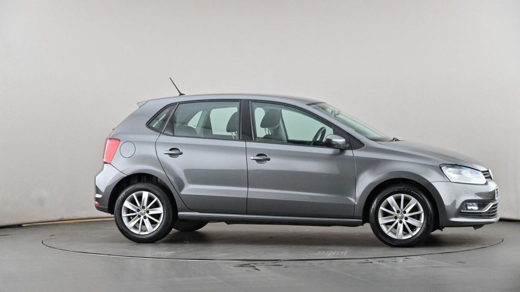 Used Volkswagen Polo 2015 for sale - 77780658: Photo 8