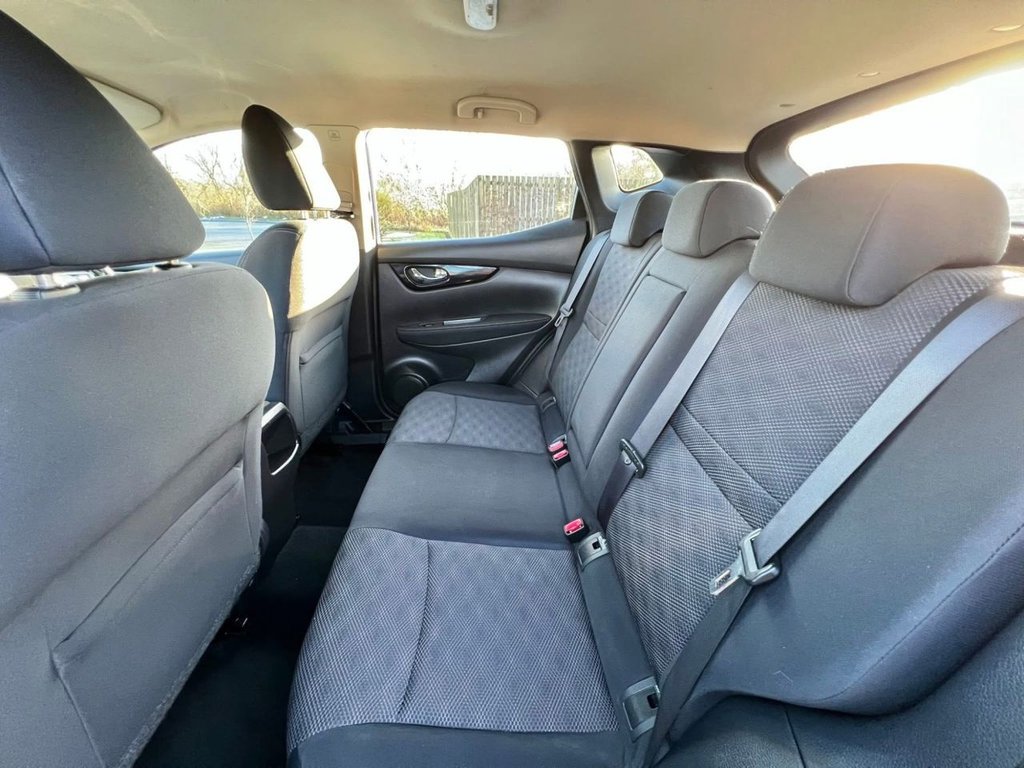 Used Nissan Qashqai 2014 for sale - 76953982: Photo 14