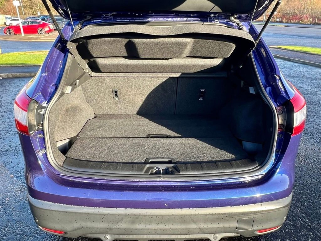 Used Nissan Qashqai 2014 for sale - 76953982: Photo 17