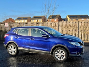 Used Nissan Qashqai 2014 for sale - 76953982: Photo