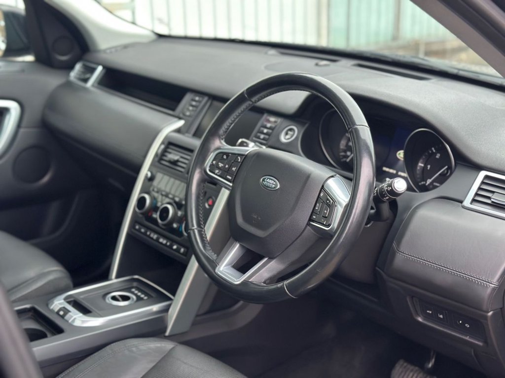 Used Land Rover Discovery Sport 2016 for sale - 77059650: Photo 11