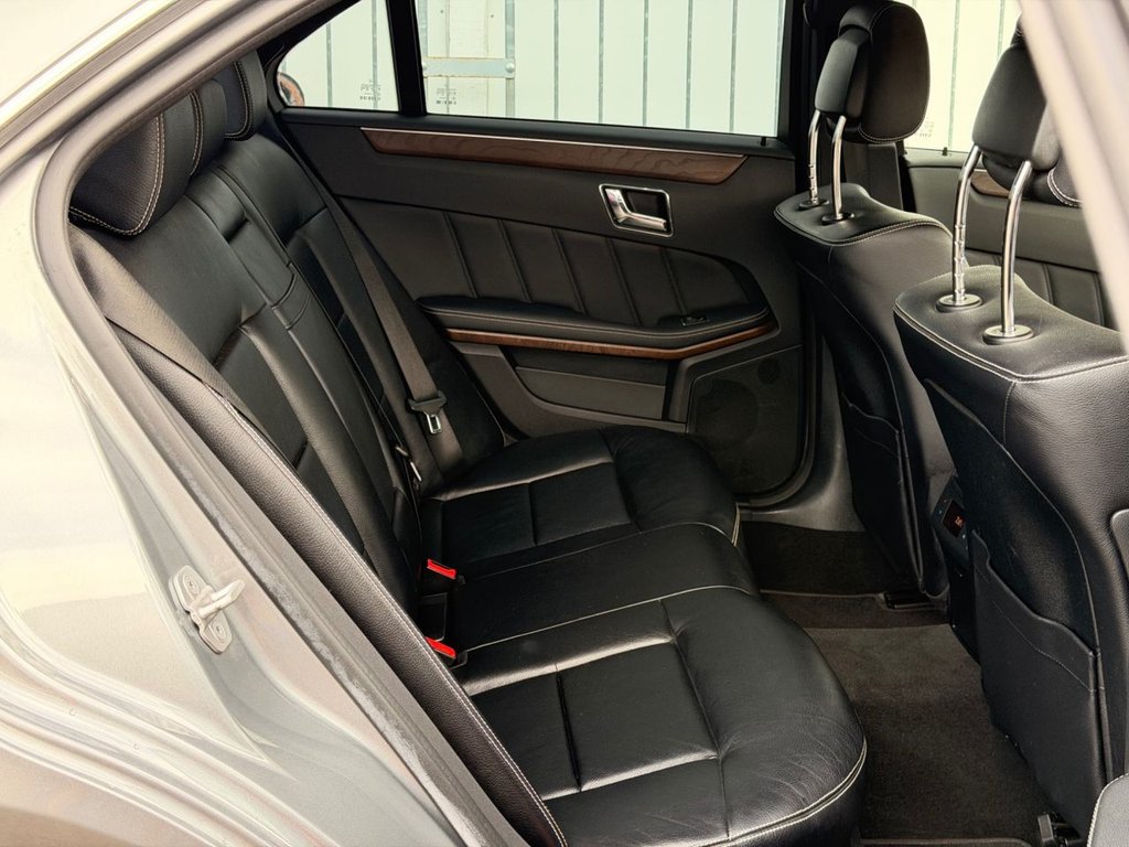 Used Mercedes-Benz E Class 2011 for sale - 76867903: Photo 11