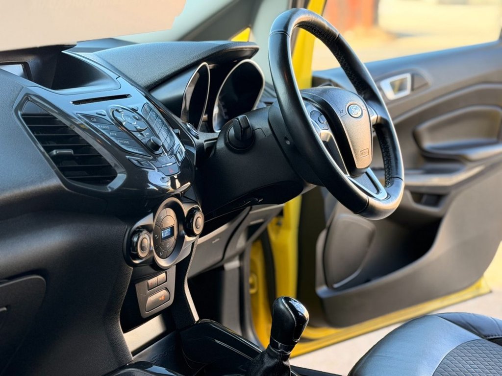 Used Ford Ecosport 2015 for sale - 76841549: Photo 25