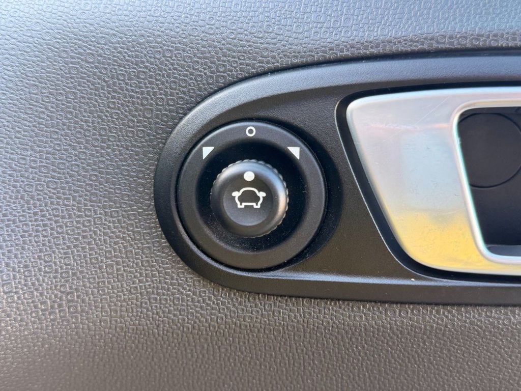 Used Ford Ecosport 2015 for sale - 76841549: Photo 29