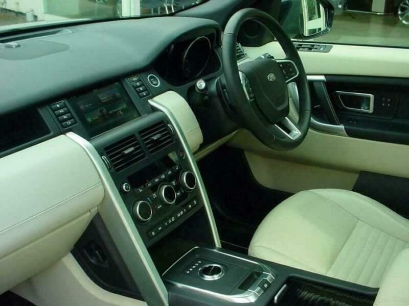 Used Land Rover Discovery Sport 2018 for sale - 77227516: Photo 3
