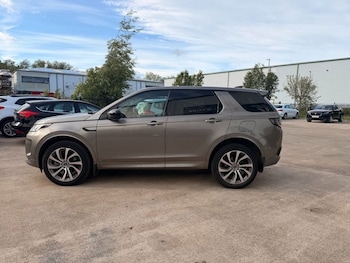 Used Land Rover Discovery Sport 2021 for sale - 78819279: Photo