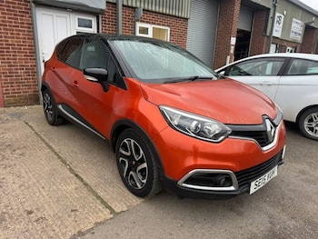 Used Renault Captur 2015 for sale - 77720401: Photo