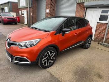 Used Renault Captur 2015 for sale - 77720401: Photo