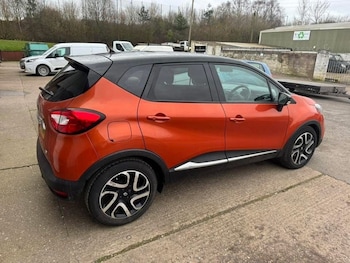 Used Renault Captur 2015 for sale - 77720401: Photo