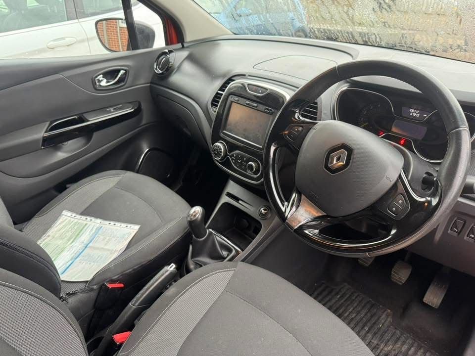 Used Renault Captur 2015 for sale - 77720401: Photo 6