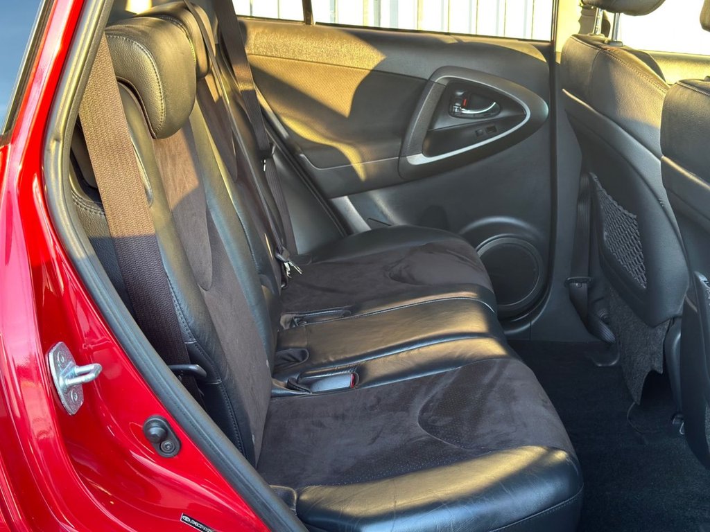 Used Toyota RAV4 2012 for sale - 77133185: Photo 15