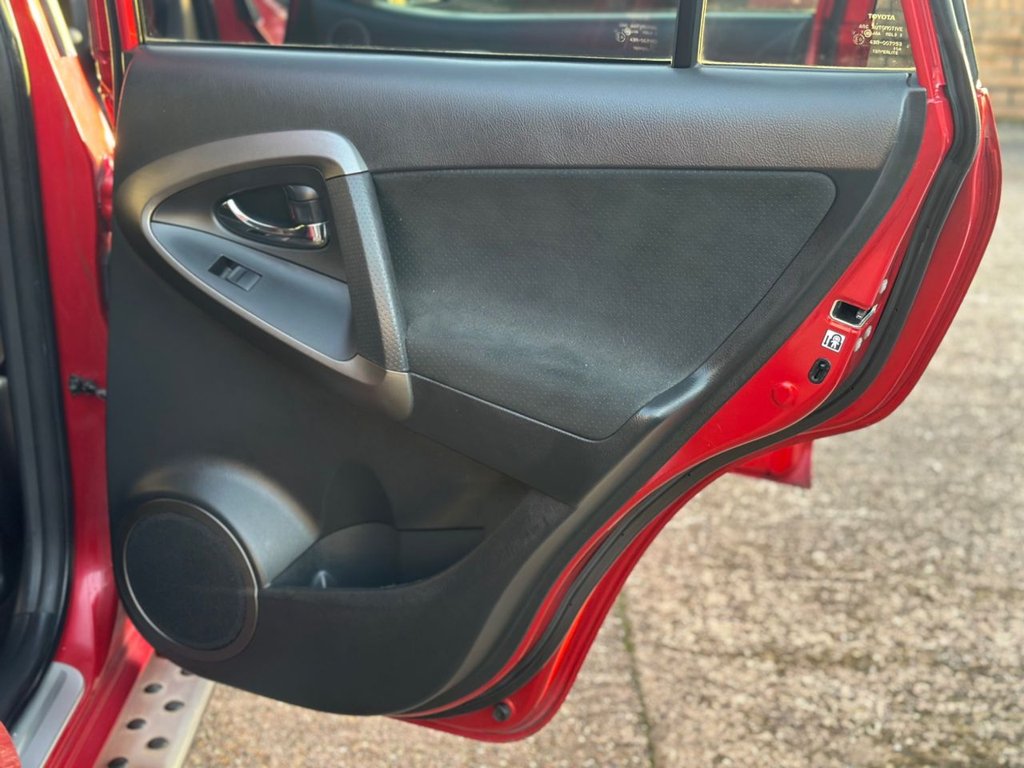 Used Toyota RAV4 2012 for sale - 77133185: Photo 16