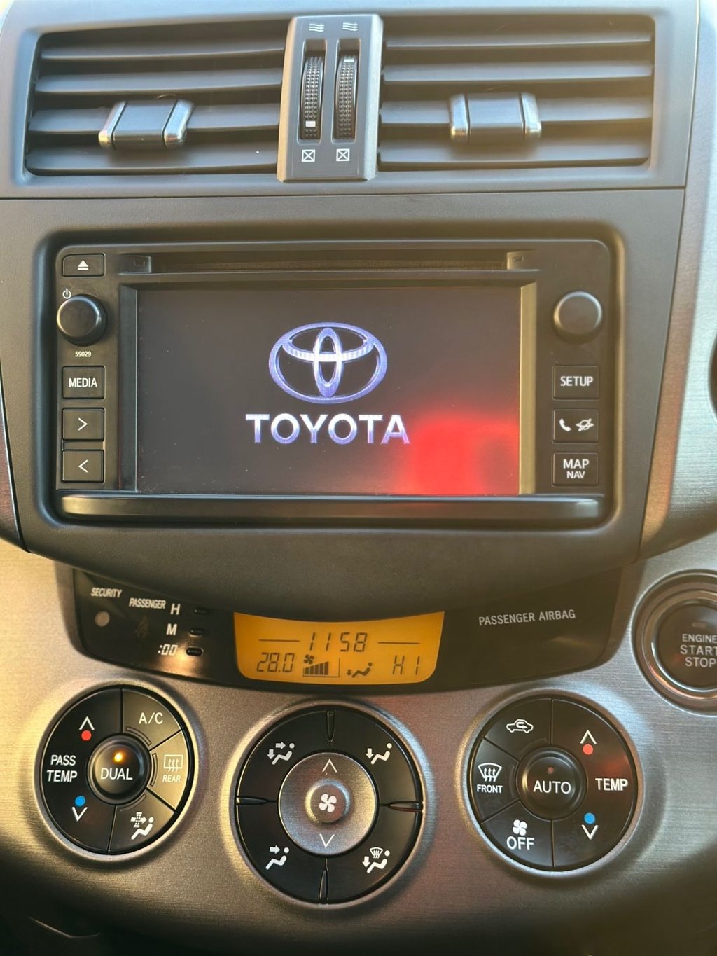 Used Toyota RAV4 2012 for sale - 77133185: Photo 20