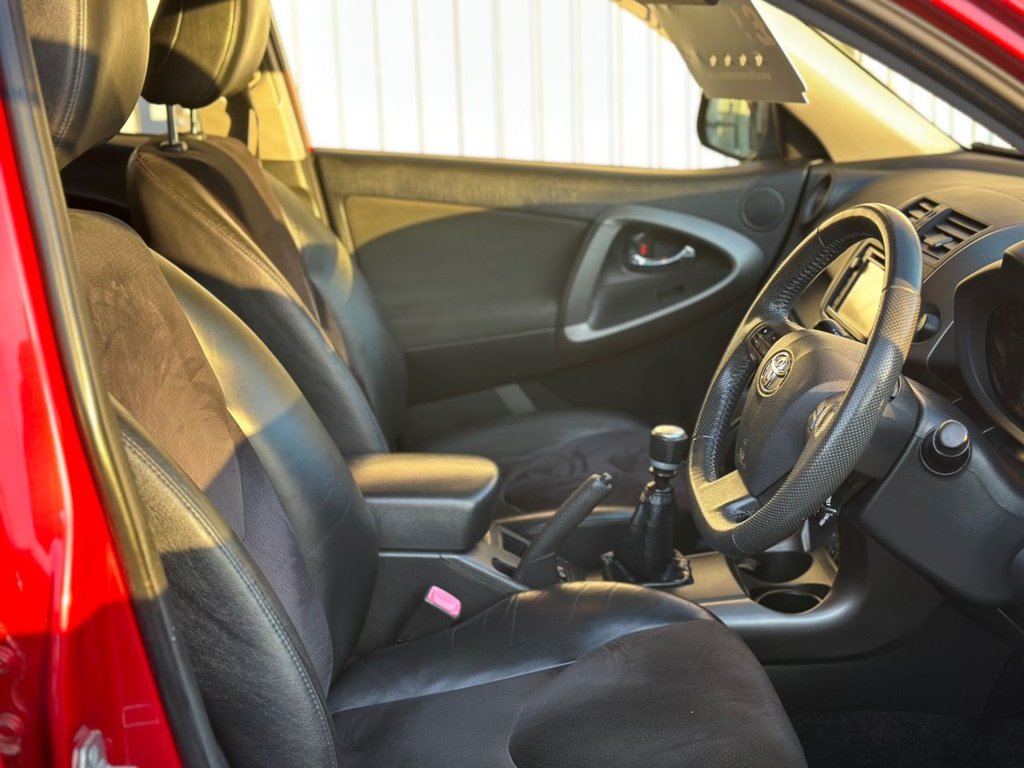 Used Toyota RAV4 2012 for sale - 77133185: Photo 9