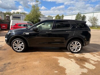 Used Land Rover Discovery Sport 2017 for sale - 78863676: Photo