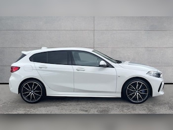 Used BMW 1 Series 2024 for sale - 79014010: Photo