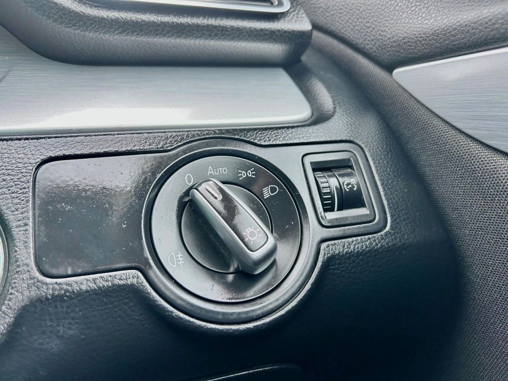 Used Volkswagen CC 2015 for sale - 77608592: Photo 9