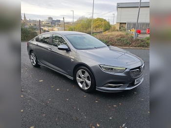 Used Vauxhall Insignia 2017 for sale - 76950500: Photo