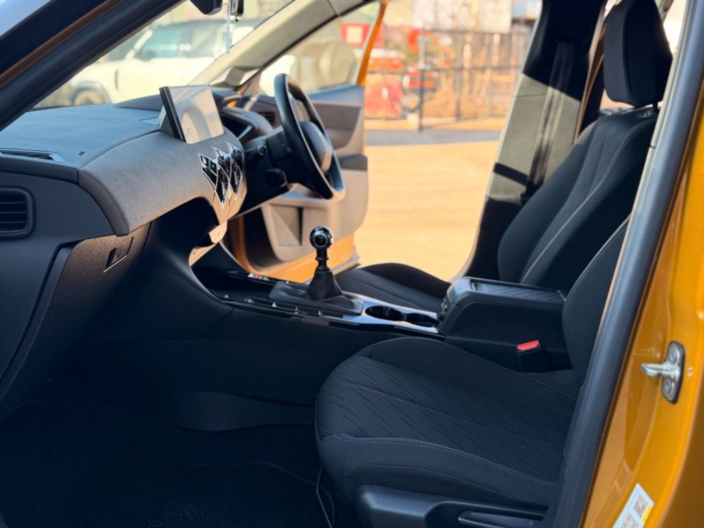 Used DS Automobiles DS 3 Crossback 2019 for sale - 76797553: Photo 32