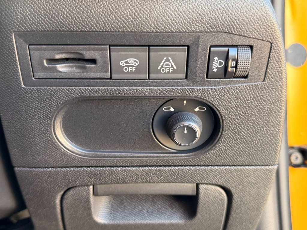 Used DS Automobiles DS 3 Crossback 2019 for sale - 76797553: Photo 35