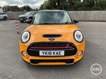 Used MINI Hatch 2018 for sale - 79655763: Photo