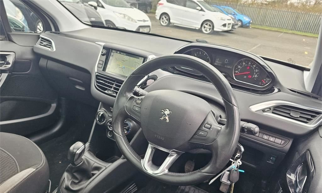 Used Peugeot 208 2015 for sale - 78069177: Photo 10