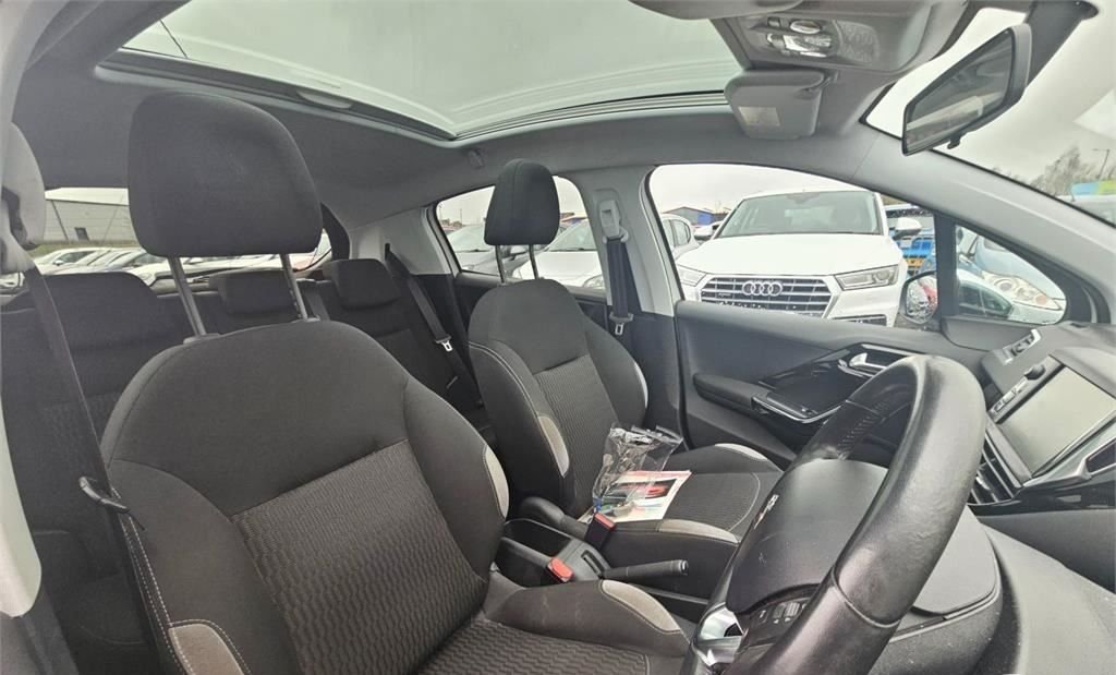 Used Peugeot 208 2015 for sale - 78069177: Photo 9
