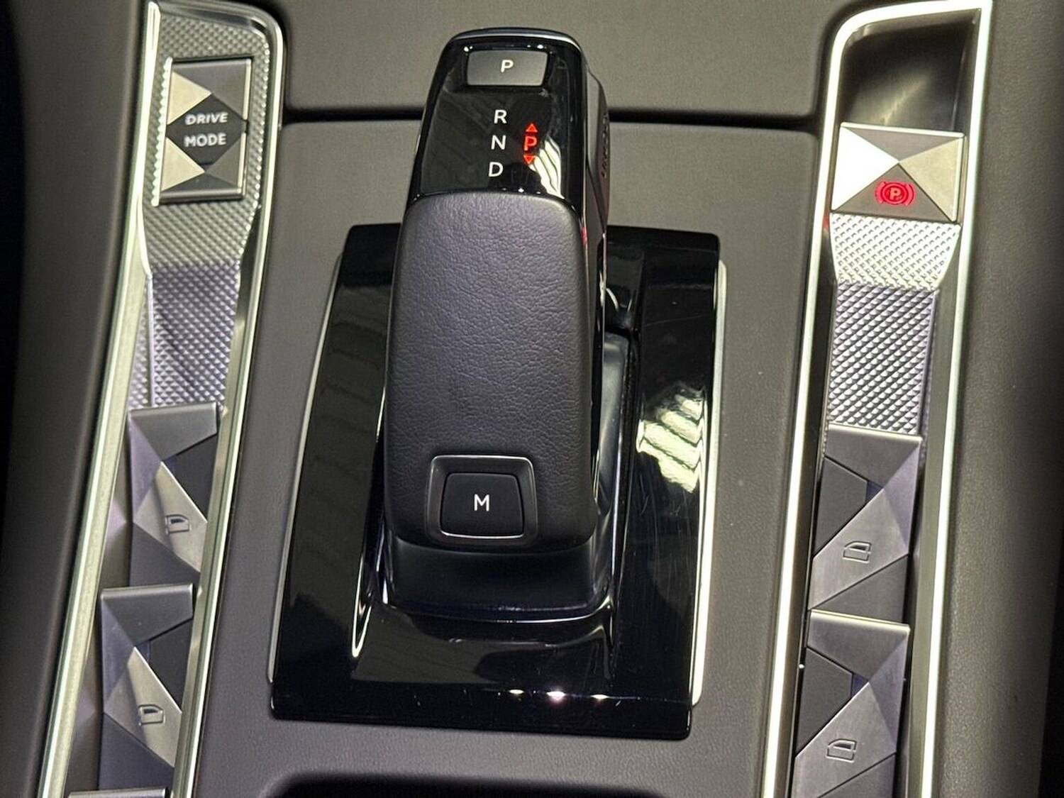 Used DS Automobiles DS 7 2024 for sale - 76342938: Photo 22