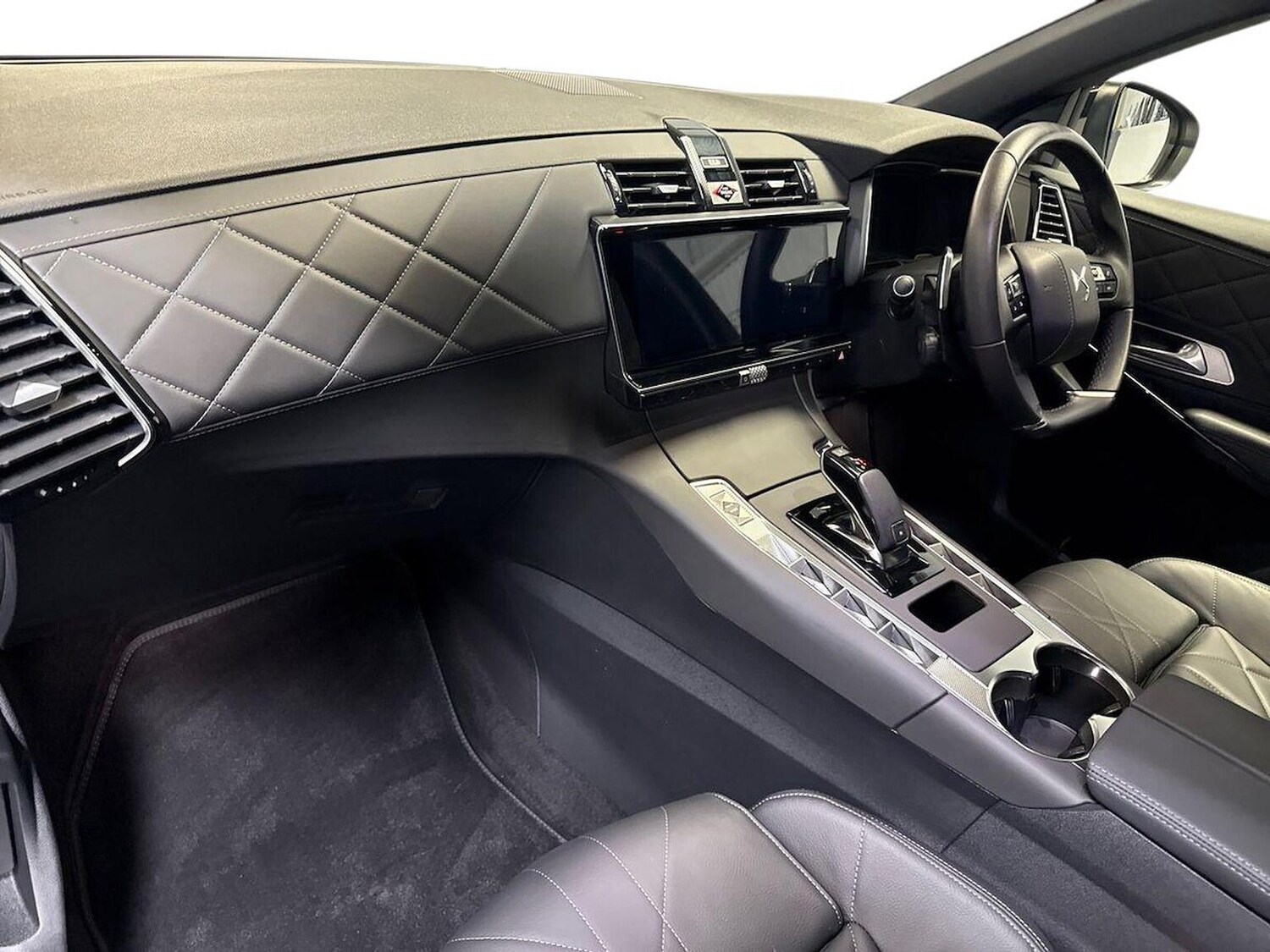 Used DS Automobiles DS 7 2024 for sale - 76342938: Photo 7