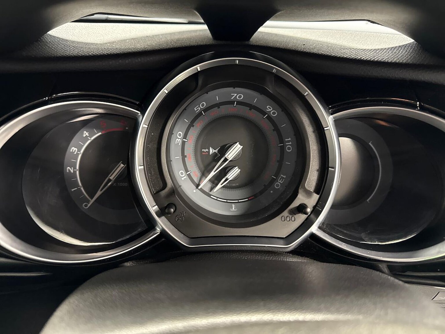 Used DS Automobiles DS 3 2018 for sale - 76331049: Photo 9