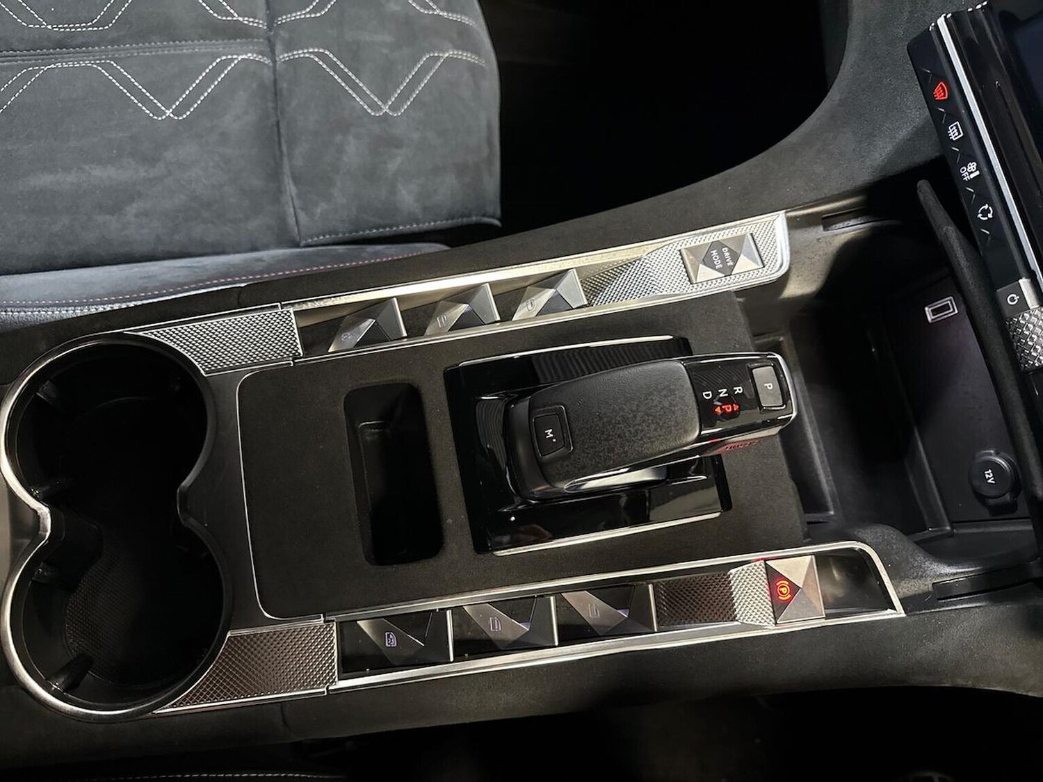 Used DS Automobiles DS 7 2024 for sale - 76347022: Photo 13