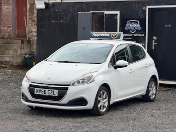 Used Peugeot 208 2016 for sale - 78620917: Photo