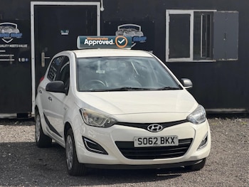 Used Hyundai i20 2013 for sale - 79620499: Photo