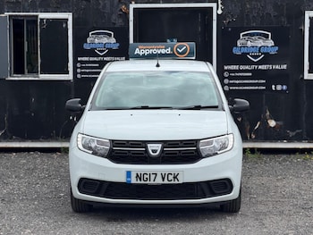Used Dacia Sandero 2017 for sale - 79427271: Photo