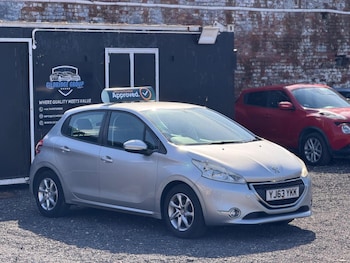 Used Peugeot 208 2013 for sale - 79010729: Photo