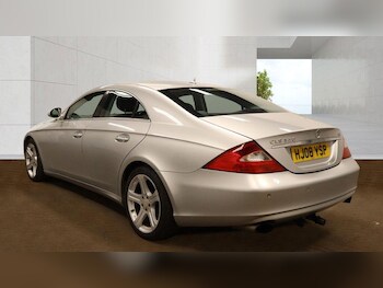 Used Mercedes-Benz CLS 2008 for sale - 78447919: Photo