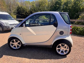 Used smart fortwo 2006 for sale - 78448849: Photo