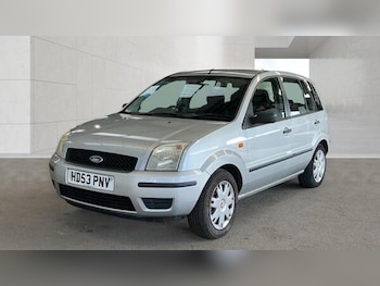 Used Ford Fusion 2004 for sale - 79509480: Photo