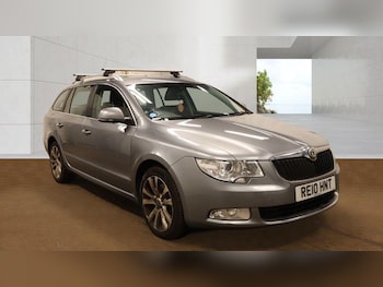 Used Skoda Superb 2010 for sale - 79292346: Photo