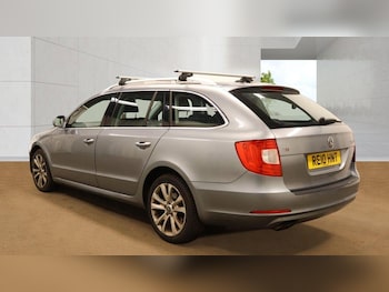 Used Skoda Superb 2010 for sale - 79292346: Photo