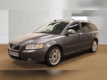 Used Volvo V50 2011 for sale - 79680921: Photo