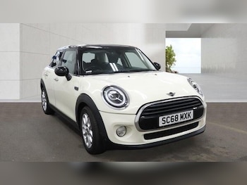 Used MINI Hatch 2018 for sale - 79348523: Photo